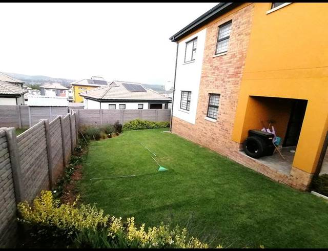 4 BEDROOM PROPERTY TO RENT IN LOTUS GARDENS